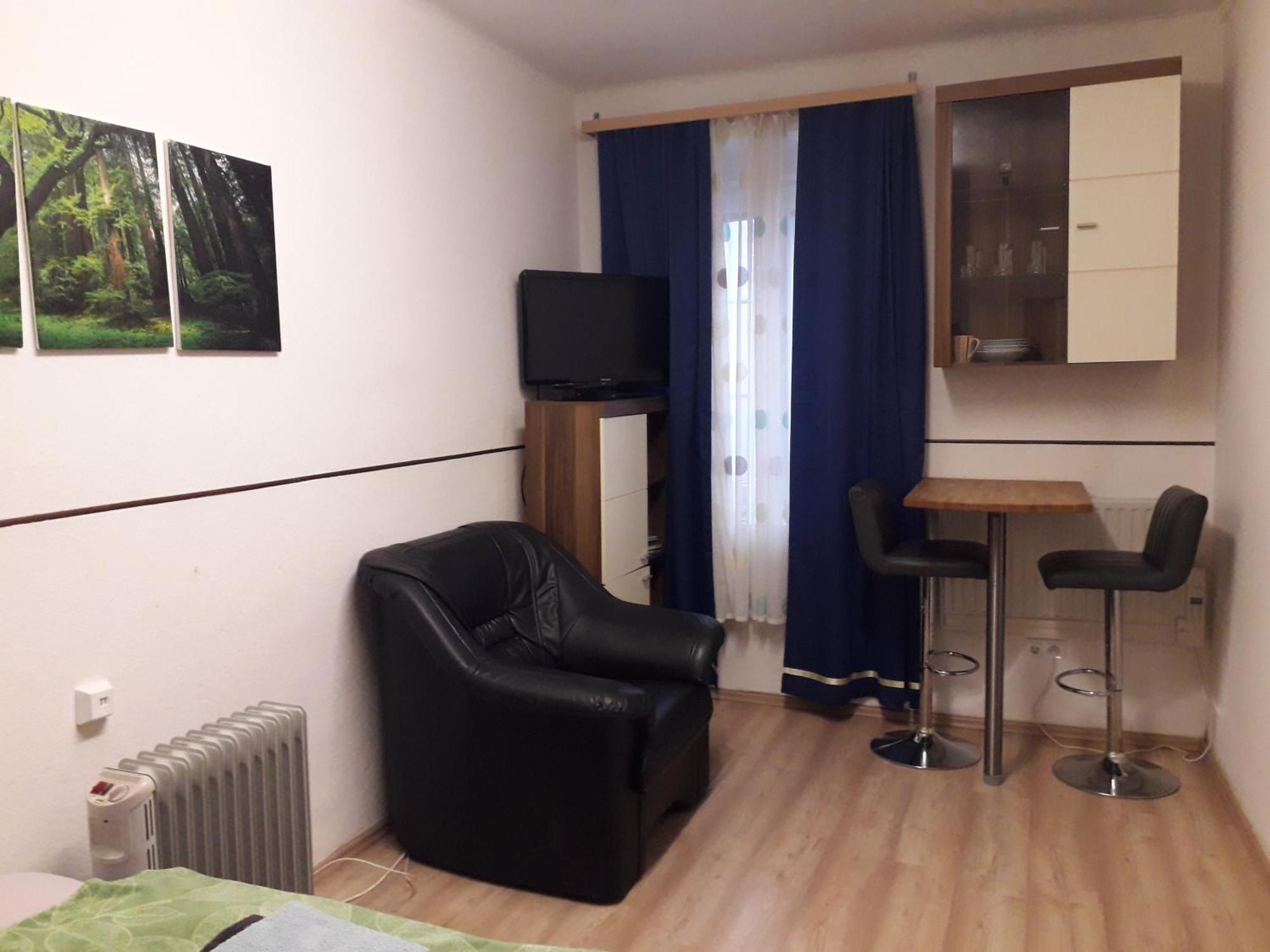 Apartment Ap 1 Im Zentrum Steyr, Bestrooms Eu Bagian luar foto
