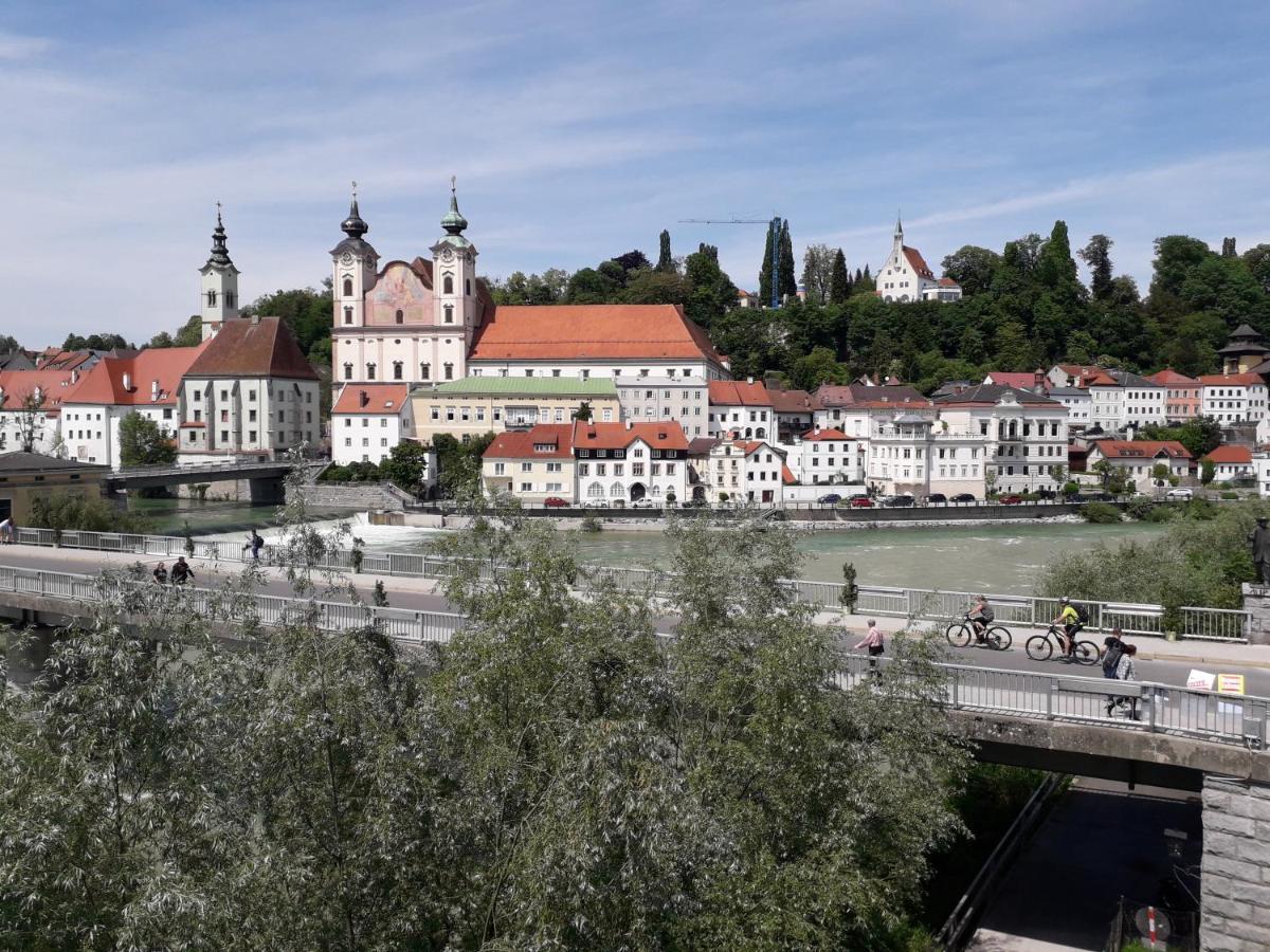 Apartment Ap 1 Im Zentrum Steyr, Bestrooms Eu Bagian luar foto